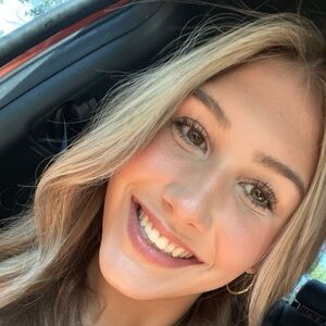 Meet your Posher, Breanna